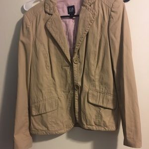Jacket gap baish